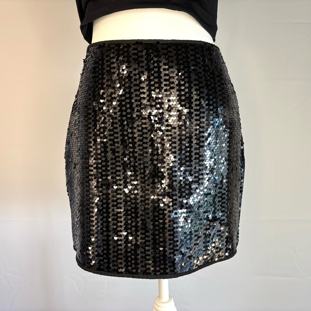 Hallhuber Black Sequin Mini Skirt • NWOT • US 6 / Small • Party Holiday Glam